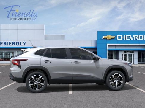 New 2026 Chevrolet Trax RS FWD image 17