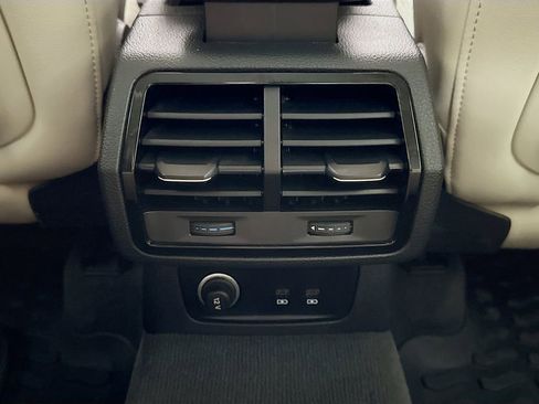 Used 2022 Audi Q3 2.0T Premium Plus w/ Premium Plus Package image 26