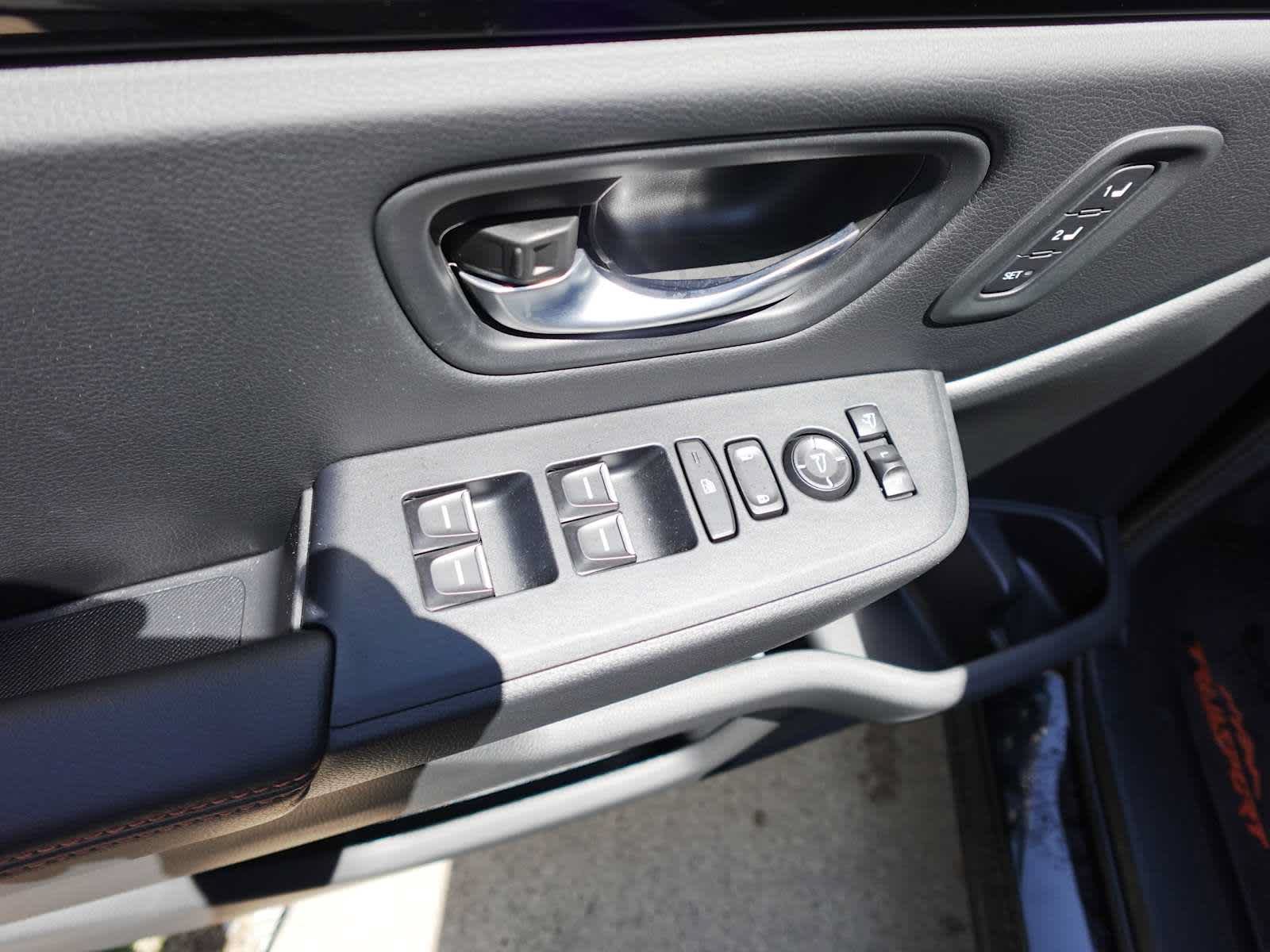 Certified 2025 Honda Pilot TrailSport image 11