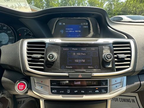 Used 2015 Honda Accord EX-L image 13