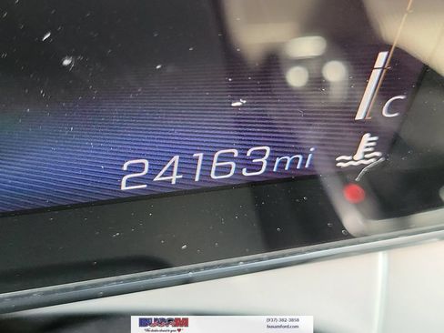 Used 2025 Chevrolet Trax LT FWD image 25