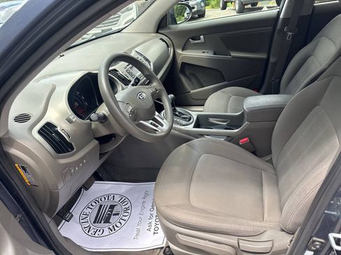 Used 2012 Kia Sportage LX AWD/4WD image 10