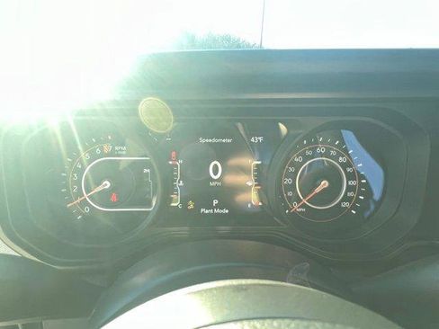 New 2026 Jeep Gladiator Willys image 16