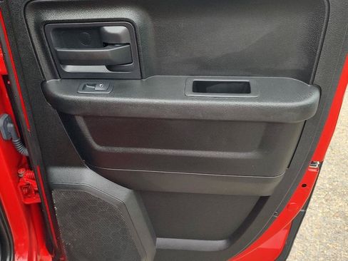Used 2019 RAM 1500 Express w/ Express Value Package AWD/4WD image 19