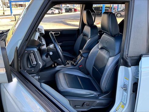 Used 2022 Ford Bronco Outer Banks w/ Sasquatch Package image 7