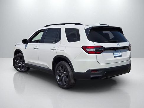 New 2026 Honda Pilot Sport image 6