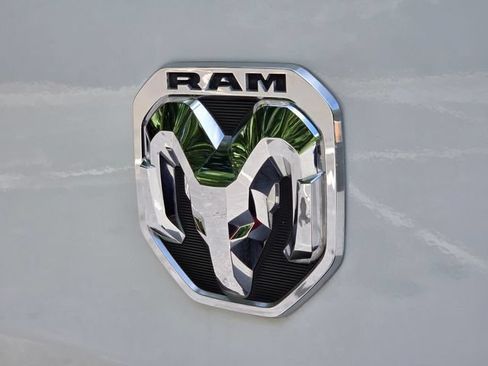 Used 2023 RAM ProMaster 2500 FWD image 32