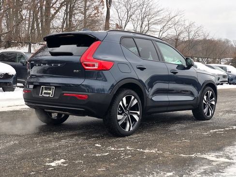 New 2026 Volvo XC40 B5 Ultra w/ Protection Package Premier image 6