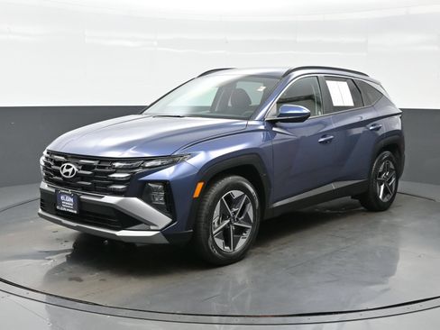 Certified 2026 Hyundai Tucson SEL FWD image 2
