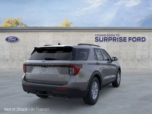 New 2026 Ford Explorer Active RWD image 8
