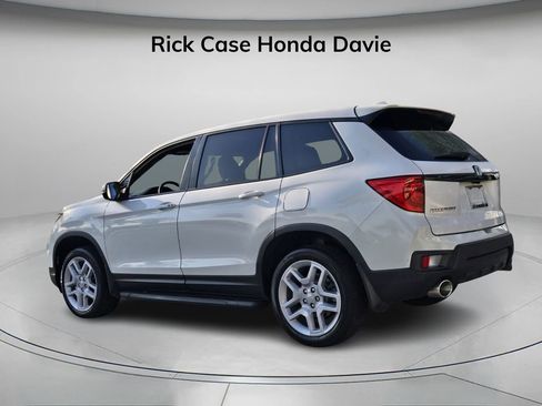 Used 2024 Honda Passport EX-L image 7
