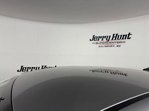 Used 2024 Kia Forte LXS w/ LXS Technology Package FWD image 5