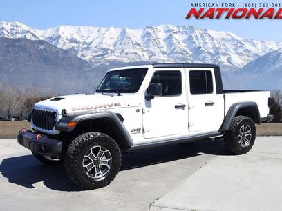 Used 2025 Jeep Gladiator Mojave w/ Convenience Group