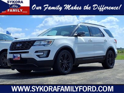 Used 2017 Ford Explorer XLT w/ Equipment Group 202A