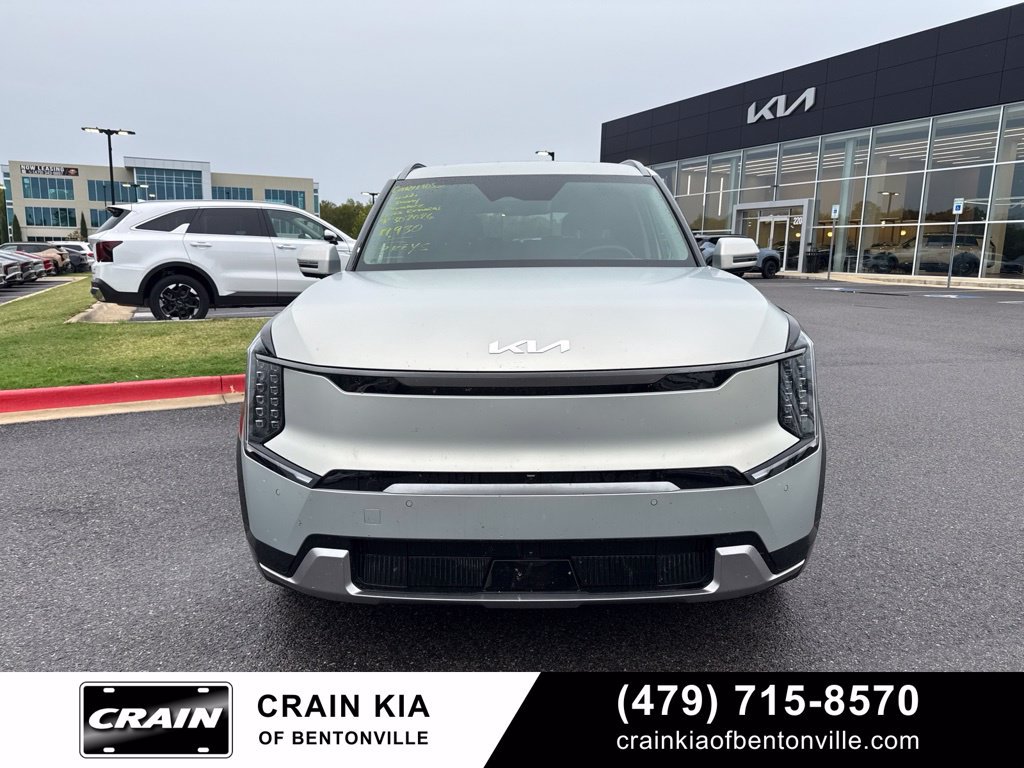 Certified 2024 Kia EV9 Land AWD/4WD image 8