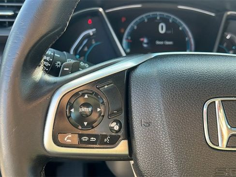Used 2019 Honda Civic Touring image 16