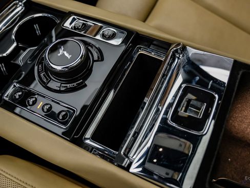 Used 2019 Rolls-Royce Cullinan AWD/4WD image 63