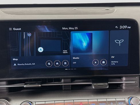 Used 2024 Hyundai Kona SEL FWD image 21