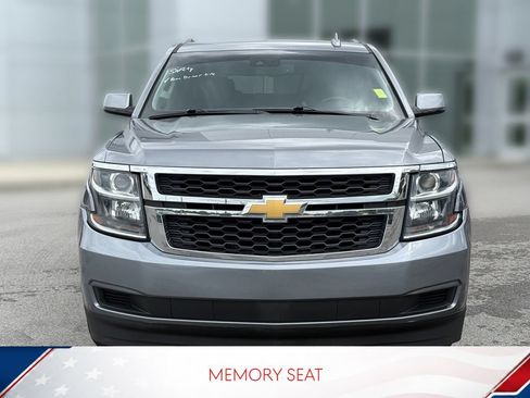Used 2020 Chevrolet Suburban LT AWD/4WD image 5
