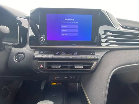Used 2025 Toyota Camry LE FWD image 21