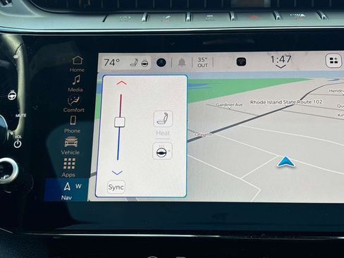 New 2026 Jeep Grand Cherokee Altitude image 13