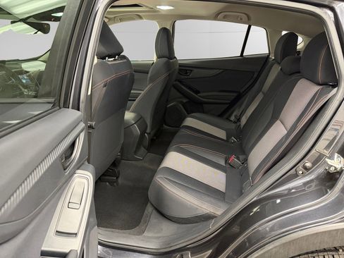 Used 2019 Subaru Crosstrek 2.0i Premium w/ Moonroof Package image 13