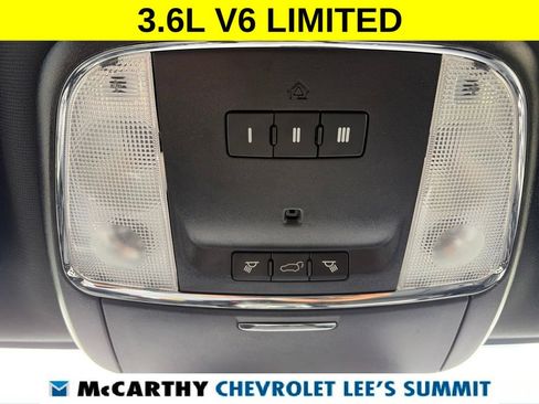 Used 2019 Jeep Grand Cherokee Limited AWD/4WD image 22