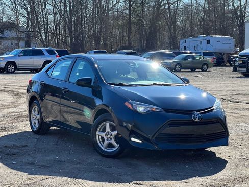 Used 2019 Toyota Corolla LE FWD image 7
