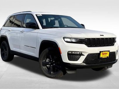 New 2025 Jeep Grand Cherokee Limited w/ Black Appearance Package