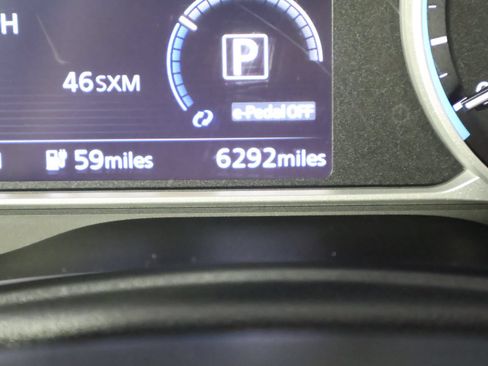 Used 2025 Nissan Leaf S FWD image 36