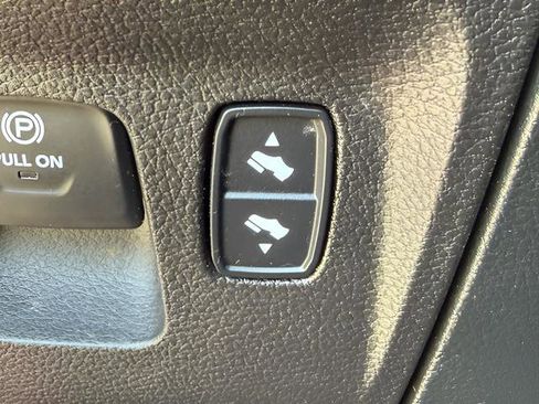 Used 2021 RAM 1500 Big Horn AWD/4WD image 22