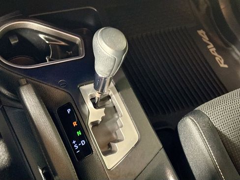 Used 2017 Toyota RAV4 XLE image 17