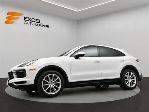 Used 2023 Porsche Cayenne Coupe image 43