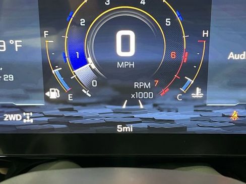 New 2026 Chevrolet Suburban Premier image 12