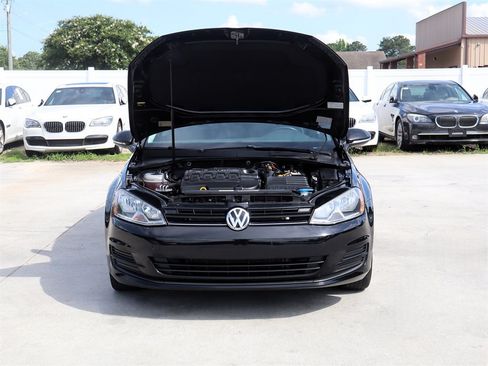 Used 2015 Volkswagen Golf TDI S FWD image 34