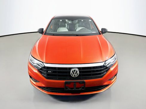 Used 2019 Volkswagen Jetta R-Line FWD image 2