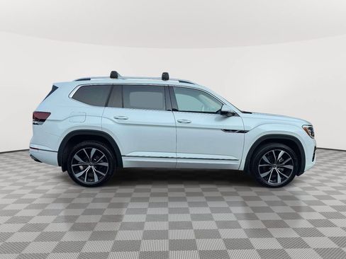 Used 2024 Volkswagen Atlas SEL Premium R-Line AWD/4WD image 8