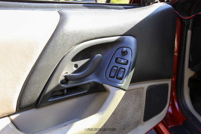 Used 2002 Chevrolet Camaro Z28 w/ SS Performance/Appearance Pkg RWD image 39