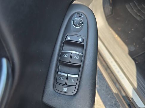 Used 2023 INFINITI QX50 Pure FWD image 14