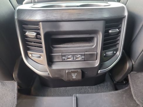 Used 2023 RAM 1500 Laramie AWD/4WD image 13