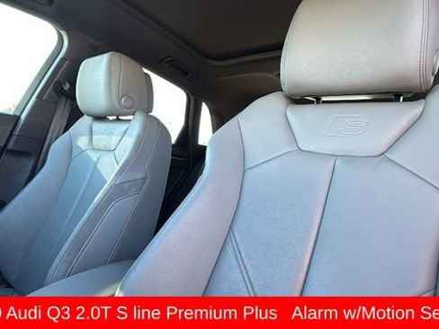 Used 2020 Audi Q3 2.0T Premium Plus w/ Premium Plus Package image 11