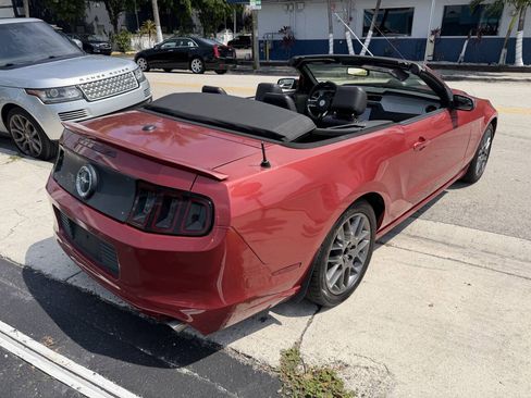 Used 2013 Ford Mustang Premium RWD image 11