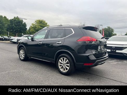 Used 2018 Nissan Rogue SV w/ Sun & Sound Touring Package AWD/4WD image 10