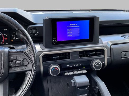 Used 2026 Toyota Tacoma SR5 AWD/4WD image 6