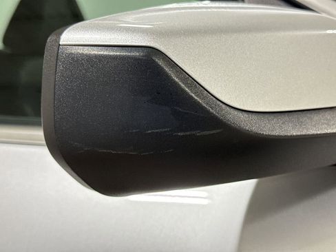 Used 2019 Chevrolet Malibu LT w/ Leather Package FWD image 32