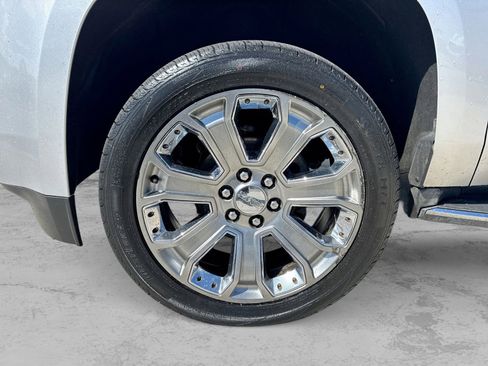 Used 2016 GMC Yukon Denali w/ Open Road Package AWD/4WD image 17