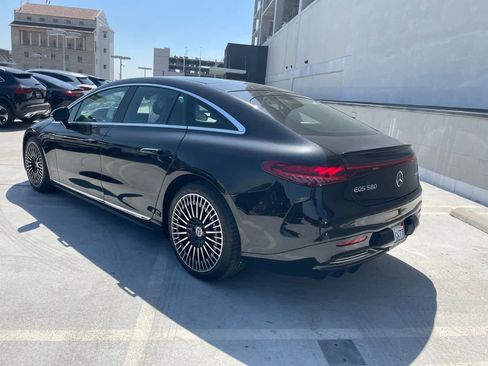 Used 2023 Mercedes-Benz EQS 580 4MATIC Sedan image 4