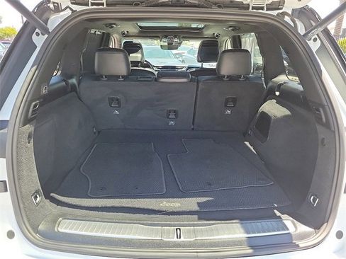 Used 2022 Jeep Grand Cherokee Summit image 19