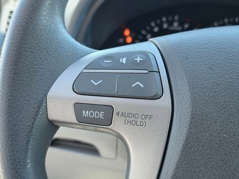 Used 2007 Toyota Camry LE image 29