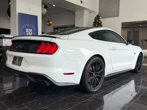 Used 2018 Ford Mustang GT Premium image 6
